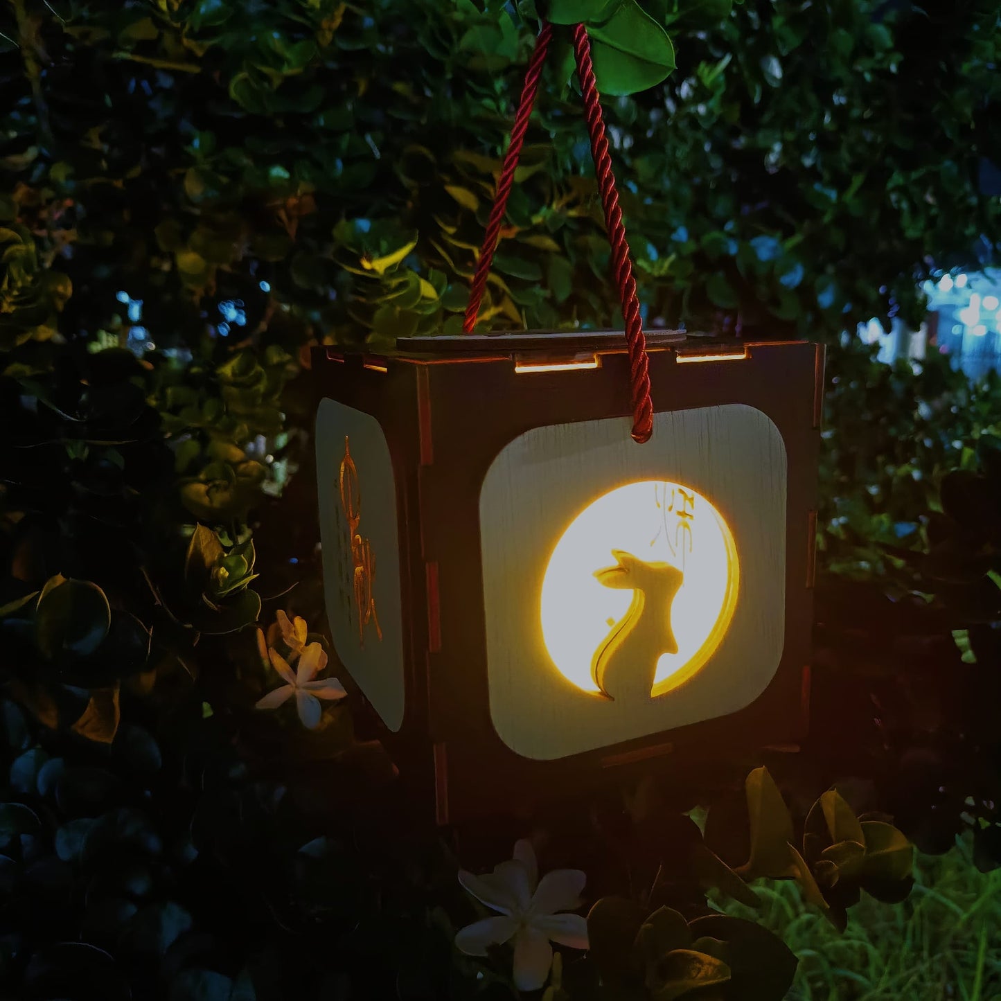 CLASSIC RABBIT LANTERN 經典玉兔燈籠